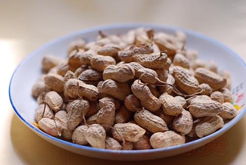 整煲鸡脚汤的做法(补下脚骨力)