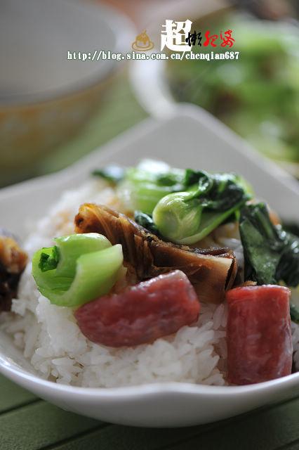 腊味煲仔饭的做法(花样主食)