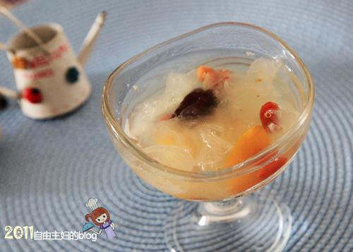 冰糖银耳羹的做法