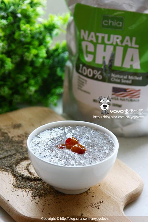 秘制润肤银耳羹的做法