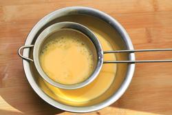 橙香蛋羹的做法