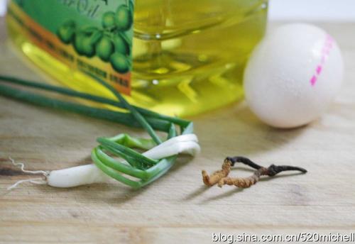 虫草蛋花羹的做法