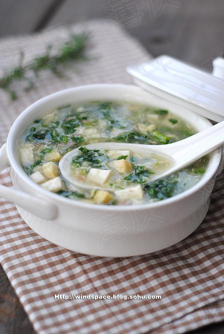 三鲜荠菜豆腐羹的做法