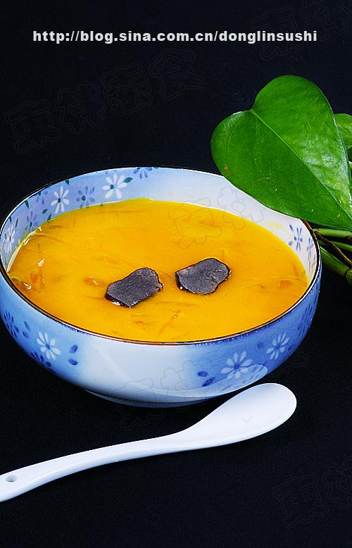 雪莲子素翅南瓜羹的做法