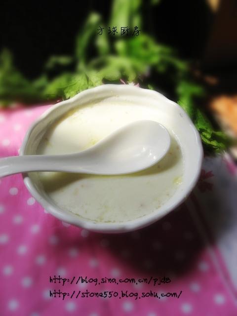 姜汁撞奶的做法