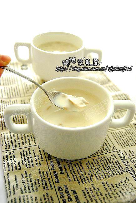 鸡蓉蘑菇浓汤的做法