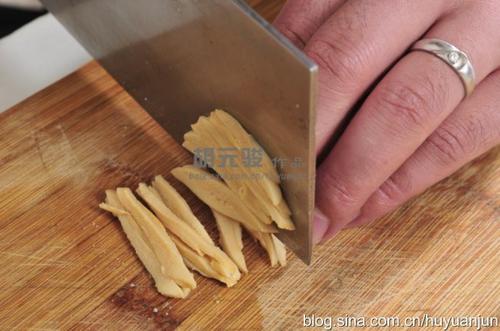 鲍参翅肚羹的做法