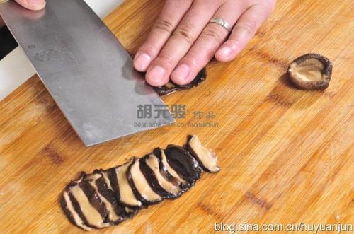 鲍参翅肚羹的做法