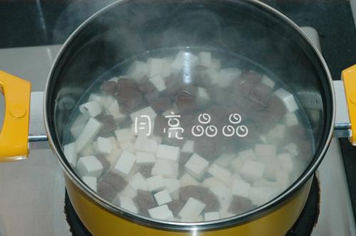 鸭血豆腐羹的做法