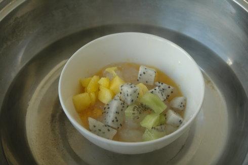 鲜果雪蛤羹的做法