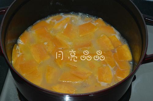 南瓜豆腐海鲜羹的做法