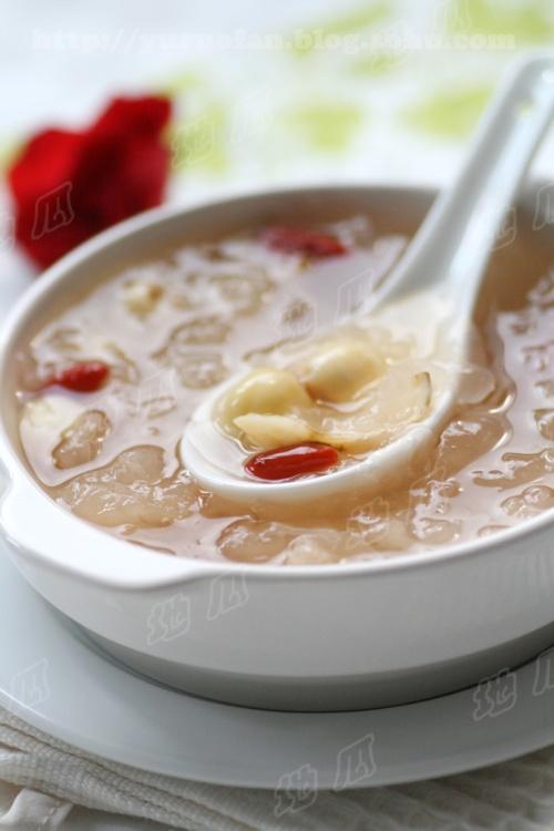 莲子百合羹的做法