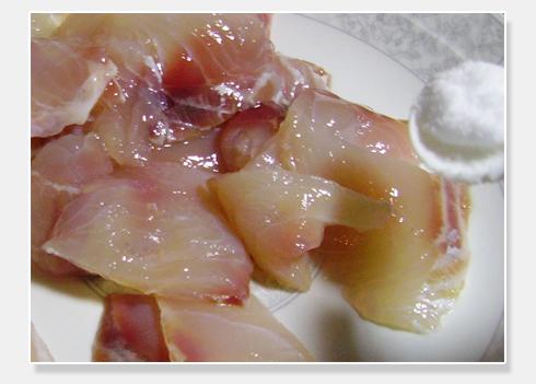 鱼片蒸蛋的做法