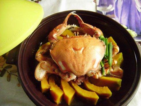 微波炉南瓜蒸蟹的做法