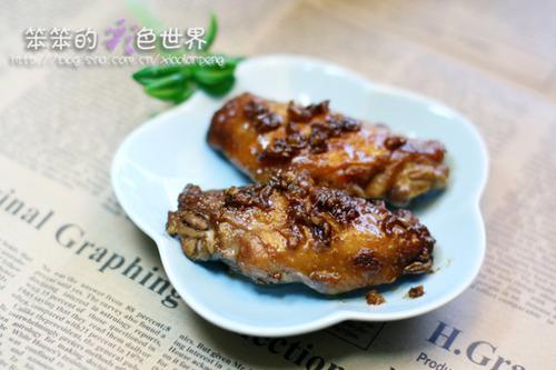 微波蒜香鸡翅的做法