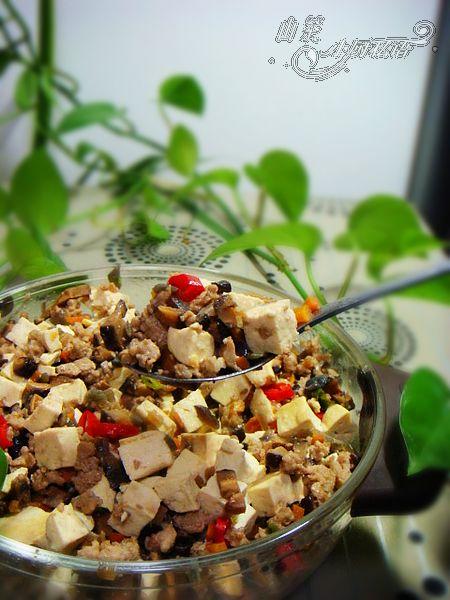 微波炉香菇肉末蒸豆腐的做法