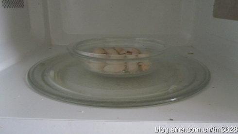 微波炉盐焗银杏的做法