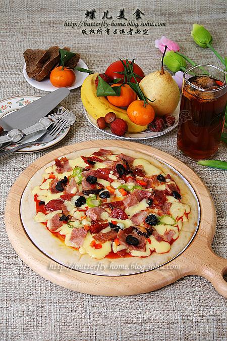 微波香肠培根披萨的做法