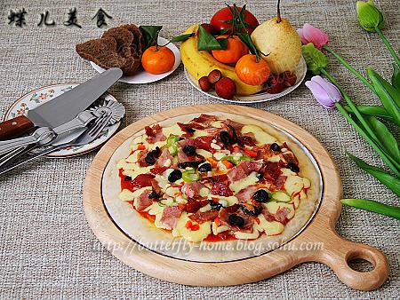 微波香肠培根披萨的做法