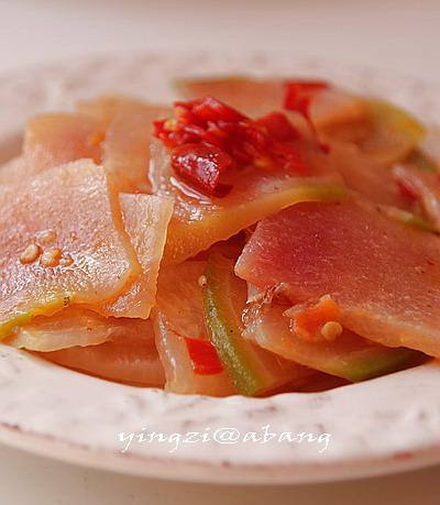 微波炉剁椒炒萝卜的做法