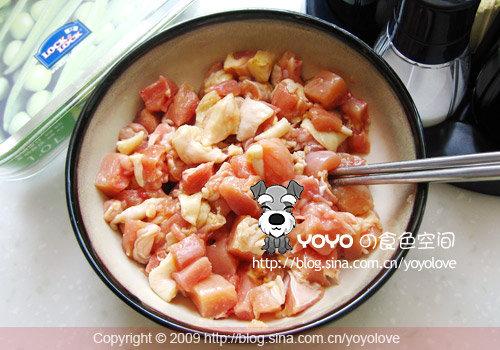 微波炉香辣鸡丁的做法