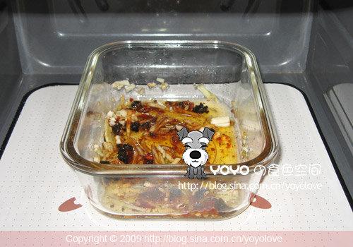 微波炉香辣鸡丁的做法