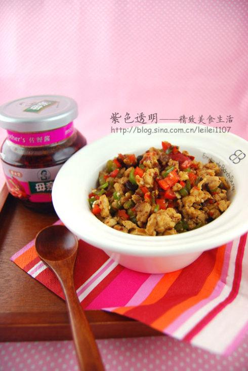 微波炉香辣双椒鸡粒小炒的做法