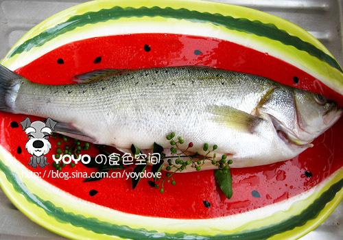 微波炉清蒸鲈鱼的做法