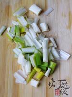 葱拌豆儿的做法