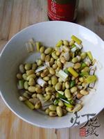 葱拌豆儿的做法
