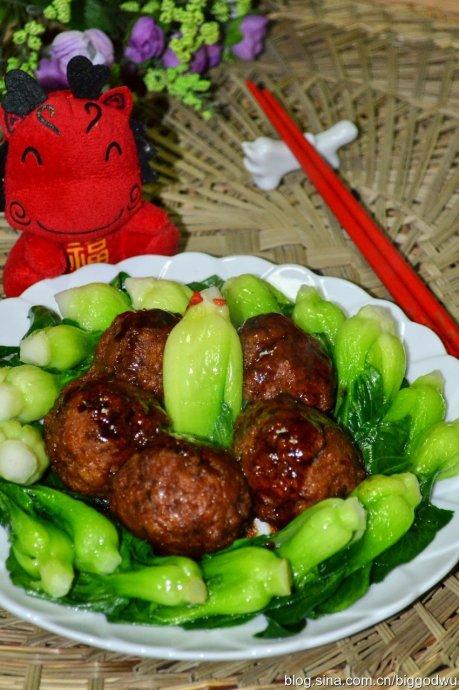 红烧狮子头的做法