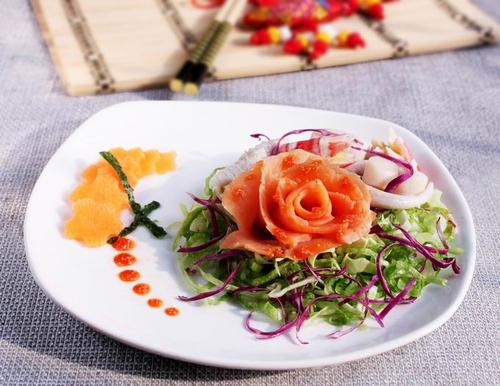 三文鱼沙拉的做法