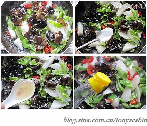 青椒黑木耳山药的做法