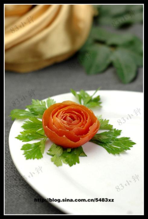 轻松打造大师级摆盘装饰的做法