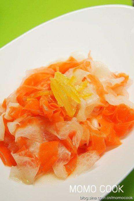 双色罗卜凉菜的做法