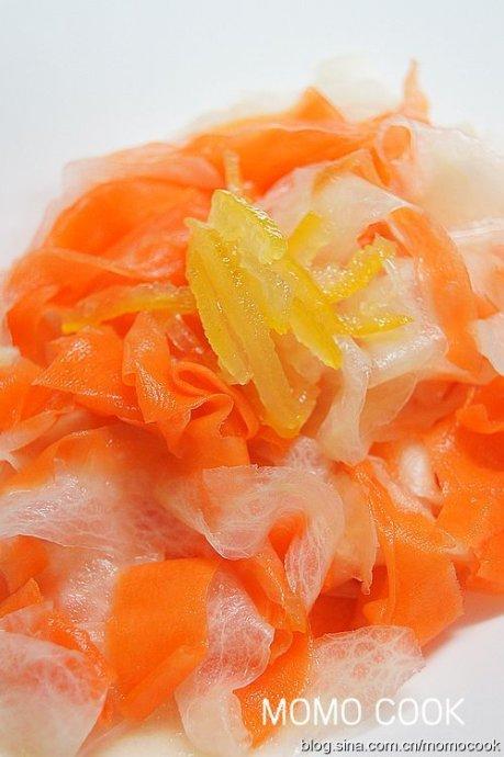 双色罗卜凉菜的做法