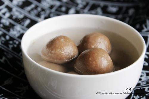 青稞黑芝麻汤圆的做法