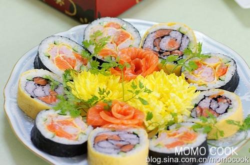 玫瑰花寿司与三文鱼刺身的做法