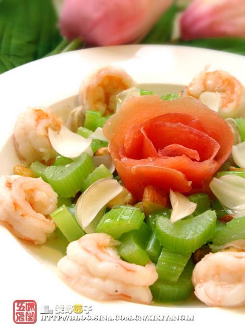 西芹百合酿虾球的做法