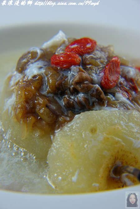 雪梨八宝的做法