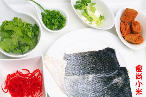 脆皮三文鱼皮的做法