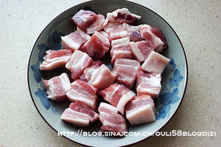 ���κ����������