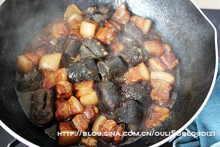 ���κ����������