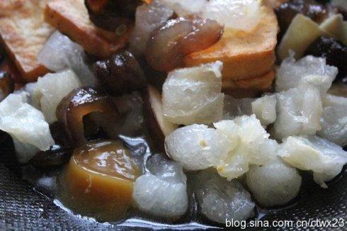 八珍豆腐煲的做法
