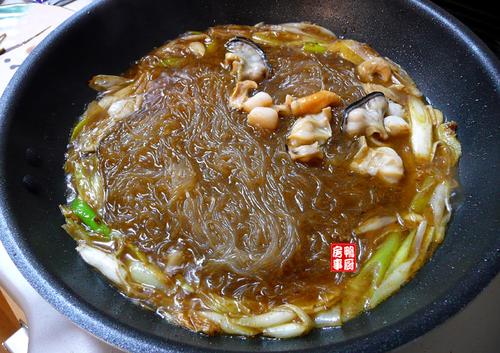 沙茶带子煮粉丝的做法