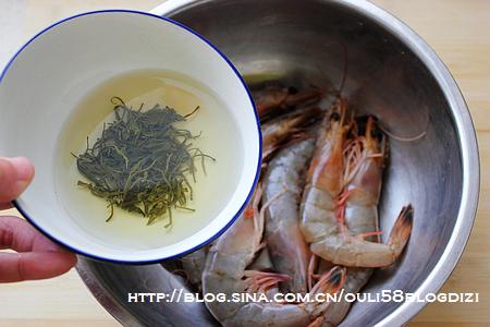 避风塘茶味虾的做法