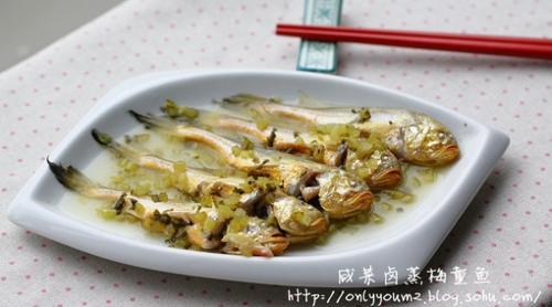 咸菜卤蒸梅童鱼的做法