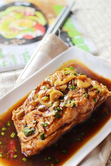 红烧剥皮鱼的做法