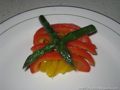 果酱三文鱼配芦笋的做法