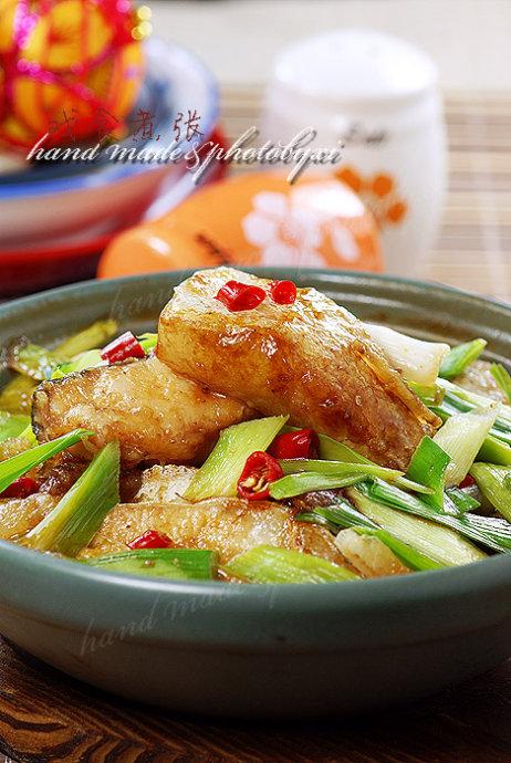 香辣芒鱼煲的做法